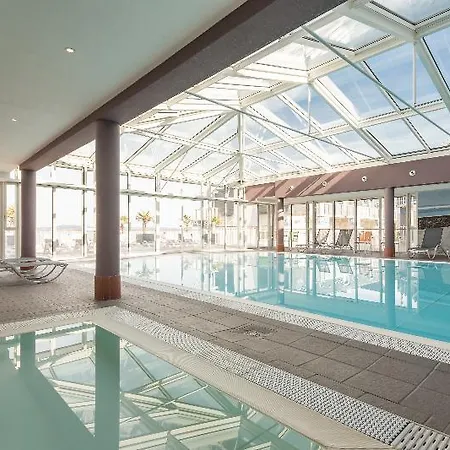 P&v Premium Le Coteau Et La Mer Hotel Douarnenez